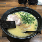 久留米らーめん よかろうもん - 