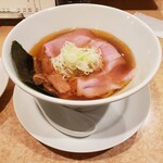 一麺天に通ず - オレンジと貝　850円