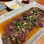 肉小屋 - 店員さんオススメのレバー