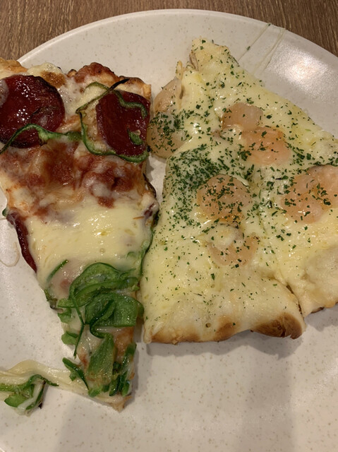 シェーキーズ 新宿通り店 Shakey S 新宿三丁目 ピザ 食べログ シェーキーズ 新宿通り店 Shakey S 新宿三丁目 ピザ 食べログ