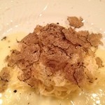 バールアリメンターリ ダニエラ - トリュフのタヤリン　完成！　　　　　　　　　⑤