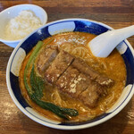 支那麺 はしご - 排骨担々麺（950円）