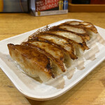 北新地 ぎょうざ家 - 名物北新地餃子