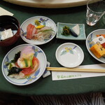 稲佐山観光ホテル - 大皿を取り分けたもの