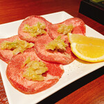 焼肉 芯々 - 牛タン塩