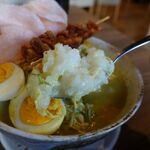 CINTA JAWA CAFE - お粥チキン　Bubur Ayam Chiken Porridge　1000円（表記は950円税込みでしたがｗ）
                        スープ・ドリンクつき・大盛り無料