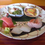 千松しま - 造りの盛込み。