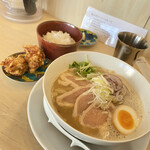 鶏白湯そば 燠 - 鶏白湯カラアゲセット