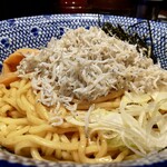 東京煮干屋本舗 - 極上のシラス油そば￥920特盛