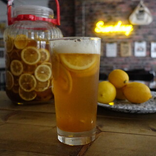 自家製レモンビールやクラフトビールが15種類以上楽しめます◎