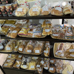 へんこつパン - この中から1個選ぶのは、迷い道くねくねでしたね(^_^;)