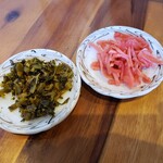 麺や 晴 - 辛子高菜＆紅生姜