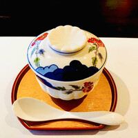 完全個室・会席料理 おかべ - 可愛らしい茶碗蒸しの器