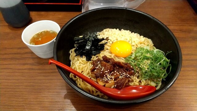 神戸灘八 本店 神戸三宮 阪急 ラーメン 食べログ