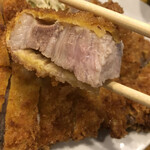 豚々ジャッキー - あぐーロースかつ（断面）