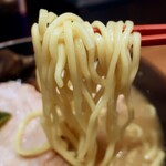 イレブンフーズ 源流 - ラーメン並（830円）＋ライス（ランチタイムサービス）