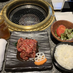 Yakiniku Wagyuu Shokudou - 