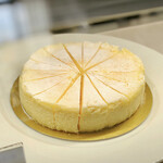 パティスリー＆ブーランジェリー ラ・パルム・ドール - チーズドール