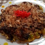 Okonomiyaki Mikasa - 鰹節と紅生姜をトッピング