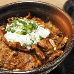 マルハのカルビ丼 - 