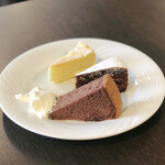 パティスリー＆ブーランジェリー ラ・パルム・ドール - チーズドール、パルムショコラ、チョコレートシフォン