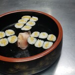 Sushi Katsu - 出前 納豆巻 950円