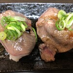 牛楽屋 - 炙り肉すし