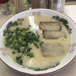 服部商店 東浜ラーメン - ラーメン600円！