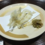 赤坂 渡なべ - 白魚天ぷら＆ふきみそ