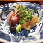 銀座 しのはら - とても美味しかったひらめの松前漬け。氷見のぶり。そして辛味大根といぶりがっこ。