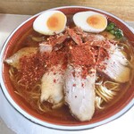 天神そば - ２種類の唐辛子をたっぷりかけてから食べます。（2021.3 byジプシーくん）