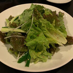 花田流焼肉 炭家 - むしゃむしゃサラダ