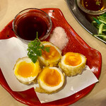 餃子マフィア - 煮卵揚げ