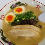 ぎょらん亭 - ぎょらん亭ラーメン 880円