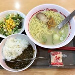 スガキヤ - ラーメン + カレー・サラダセット