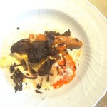 La Brianza - 旬のオーストリア産ホワイトアスパラガスフリット半熟卵黒トリュフ。トリュフすりすり久しぶり(≧∇≦)bちょっと嬉しい♪やっぱりチーズソースがいい仕事しているわ～ トリュフ好き飽きないわ♡