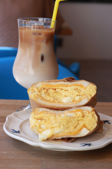 Tennen Kobo no Shoku Pan Senmon Ten Tsubame Pan & Milk Amagasaka Honten