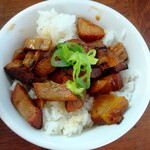 麺処 びぎ屋 - ミニ炙りチャーシューご飯