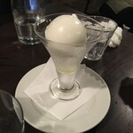 IL COVO - バニラアイスとエスプレッソのアッフォガード