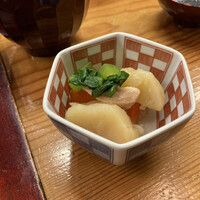 赤坂とゝや魚新 - 小鉢の肉じゃが。 赤坂とゝや魚新 - 小鉢の肉じゃが。