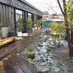 パティスリー ヒンナ - ～パティスリー ヒンナ～　外観、裏庭