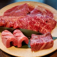焼肉うしごろ 銀座並木通り店 - 
