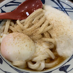 丸亀製麺 - トロ玉ぶっかけうどん