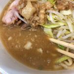 ラーメン二郎 - 乳化スープ　うますぎちゃん