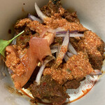 NEPALI CUISINE HUNGRY EYE Dine & Bar - 水牛のチョエラ