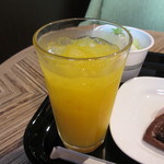 ピアーズ カフェ - オレンジジュース