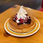 コメダ珈琲店 - 料理写真:シロノワール フロマージュ ベリー☆