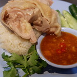 steamed chicken rice