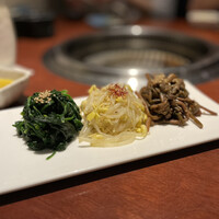 蕃 YORONIKU - 