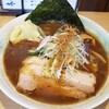 中山商店 - 魚介醤油ラーメンにチャーシュートッピング